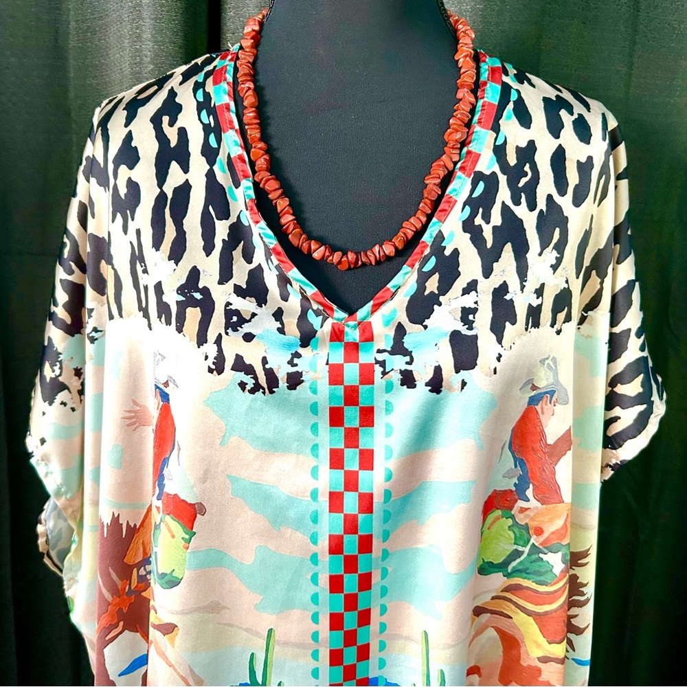 NWT Beige/Red Caftan w/ Western Scene & Leopard Print, Sizes S/M & L/XL - Picture 3 of 10